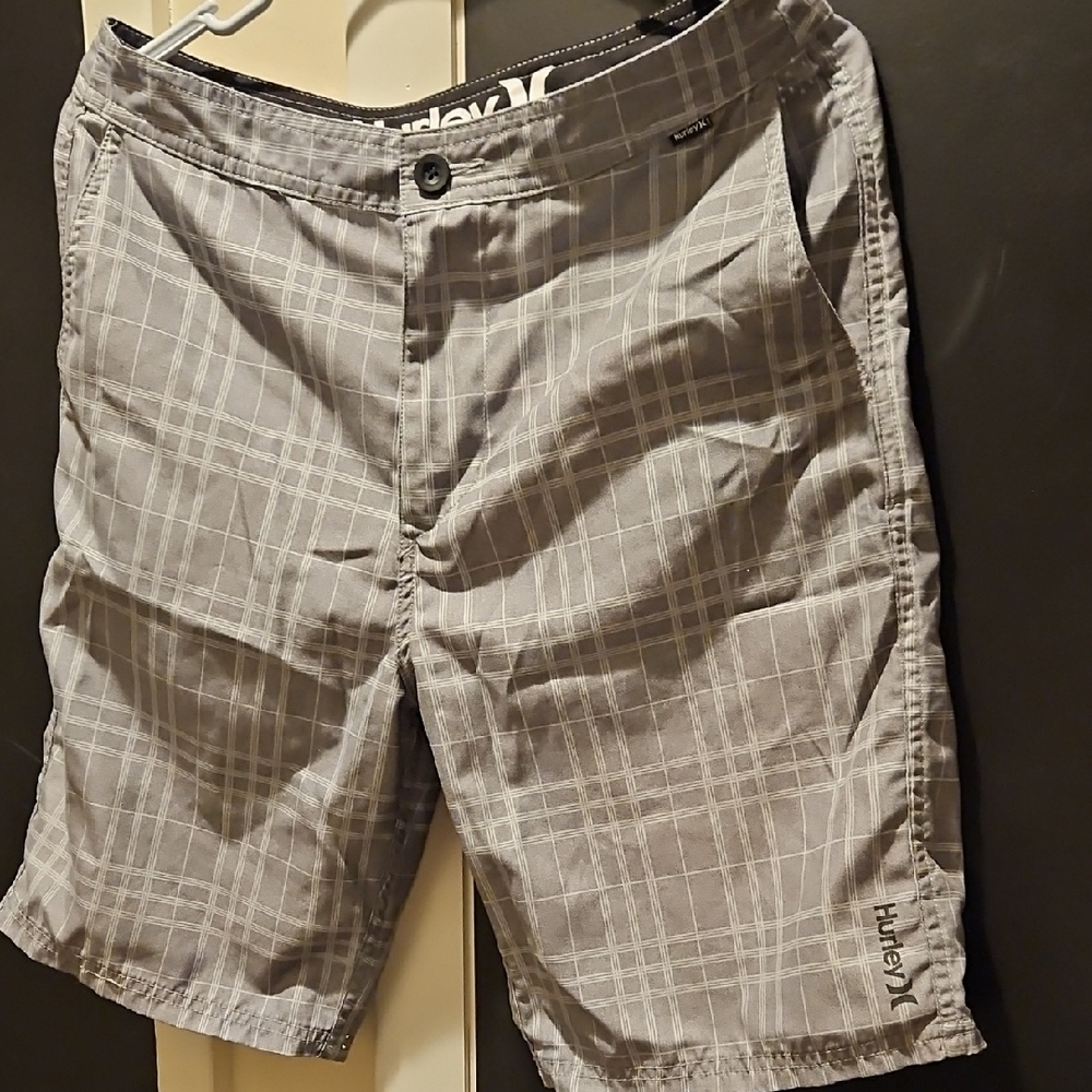 Hurley Men's Gray Checkered Hybrid Shorts